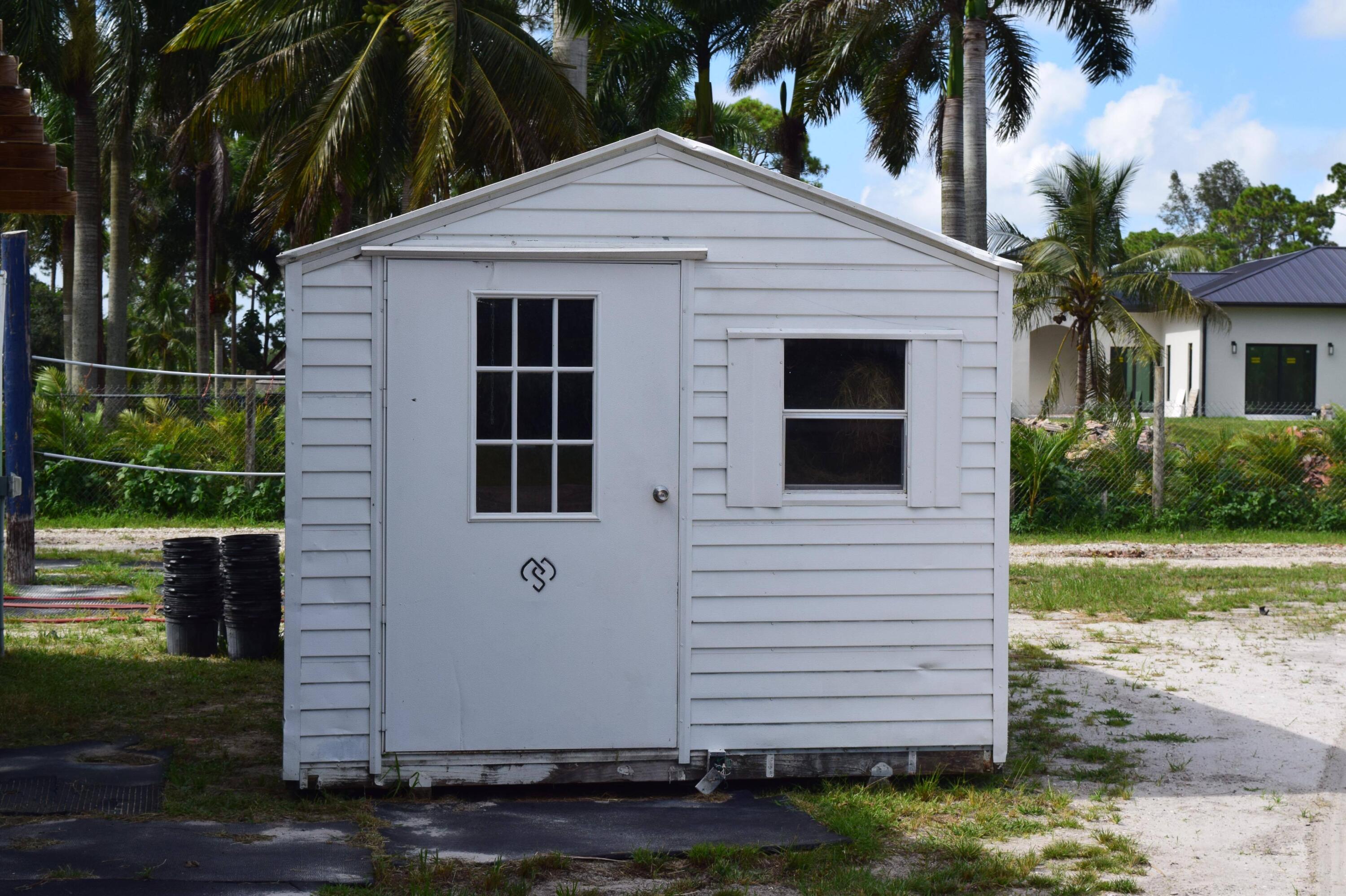 LOXAHATCHEE GROVES - Land