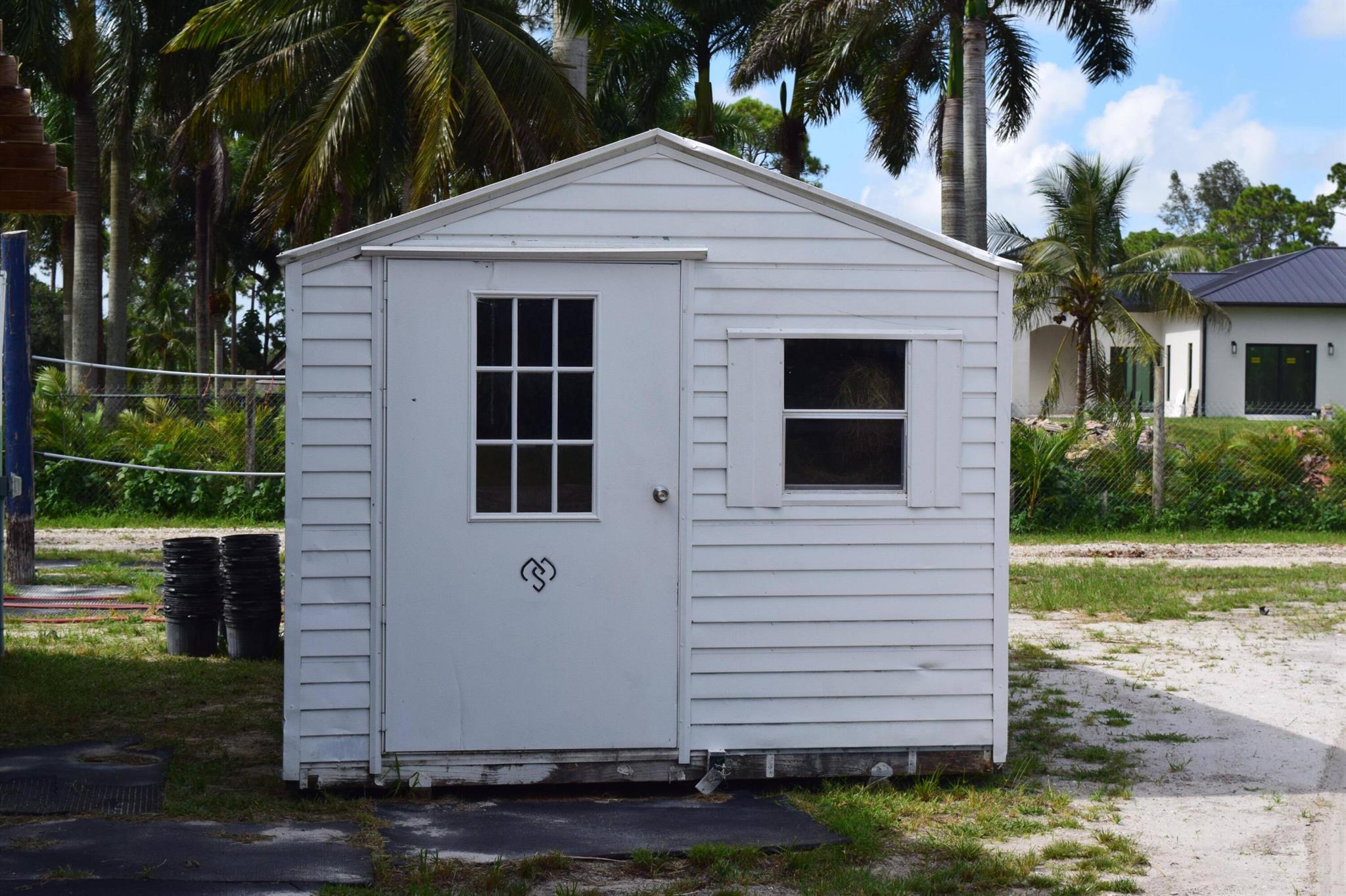 LOXAHATCHEE GROVES - Land