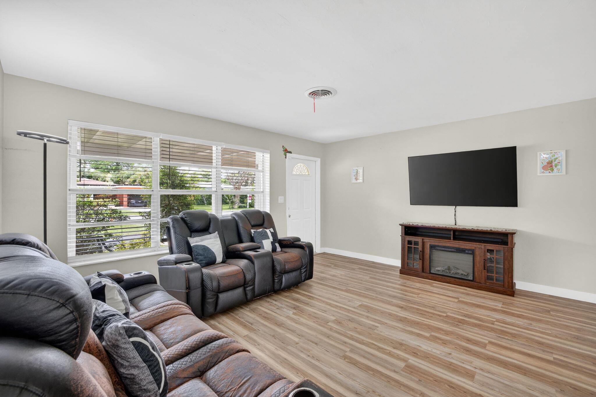 633 NW 30th Street