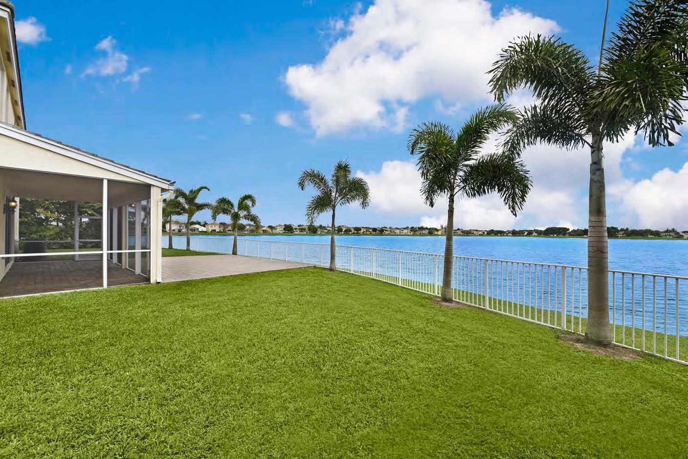 103 Devonshire Cir, Royal Palm Beach, FL, 33414/$735,000 3 103 Devonshire Cir