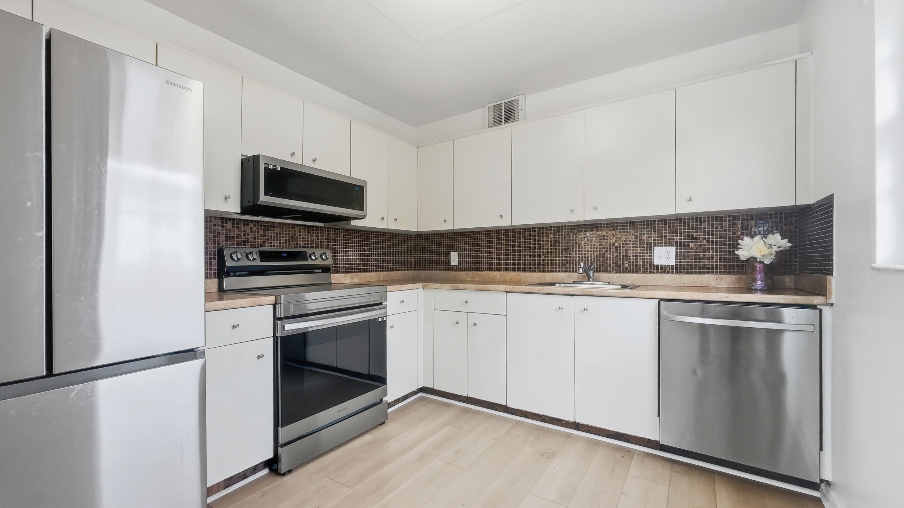 New Hampton At Century Vi - Residential Lease