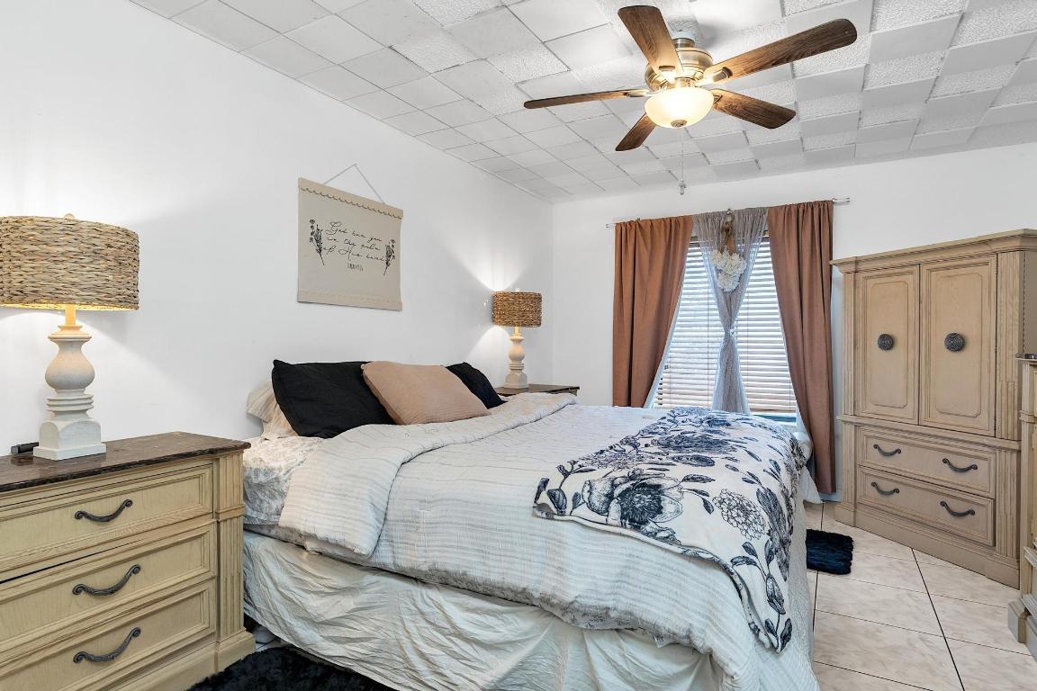 PINE RIDGE NORTH VILLAGE III CONDO - Residential