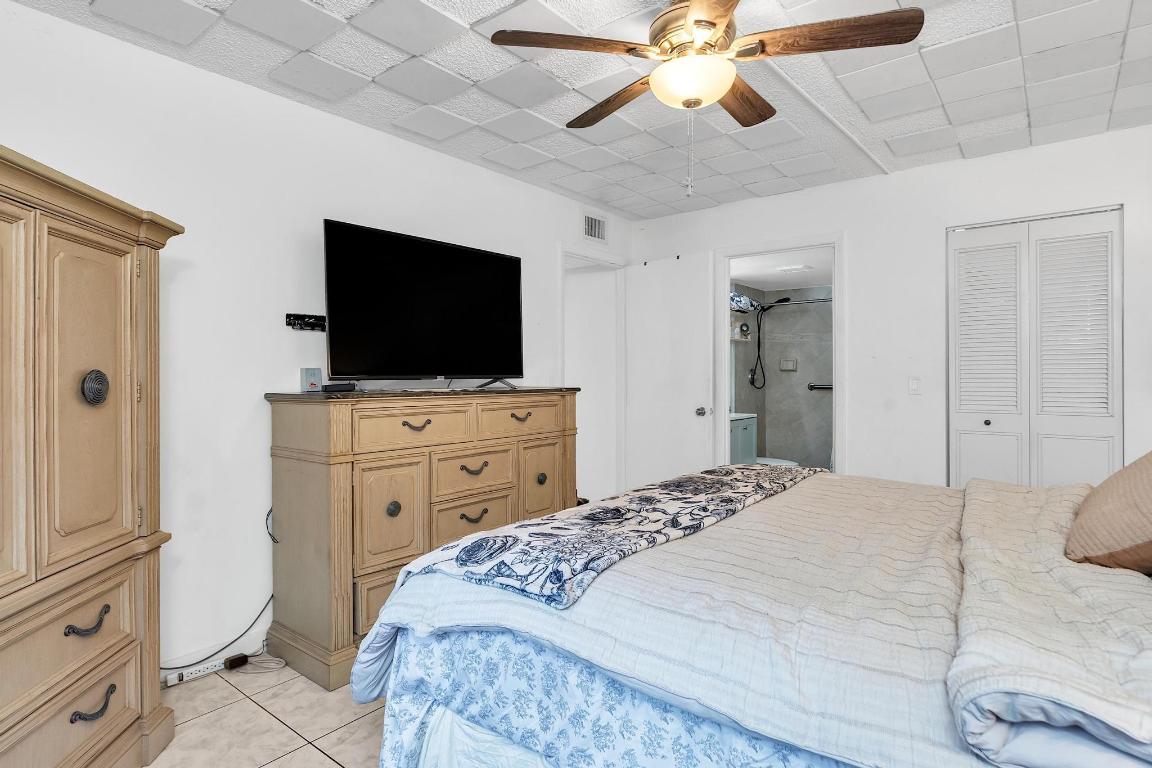 PINE RIDGE NORTH VILLAGE III CONDO - Residential