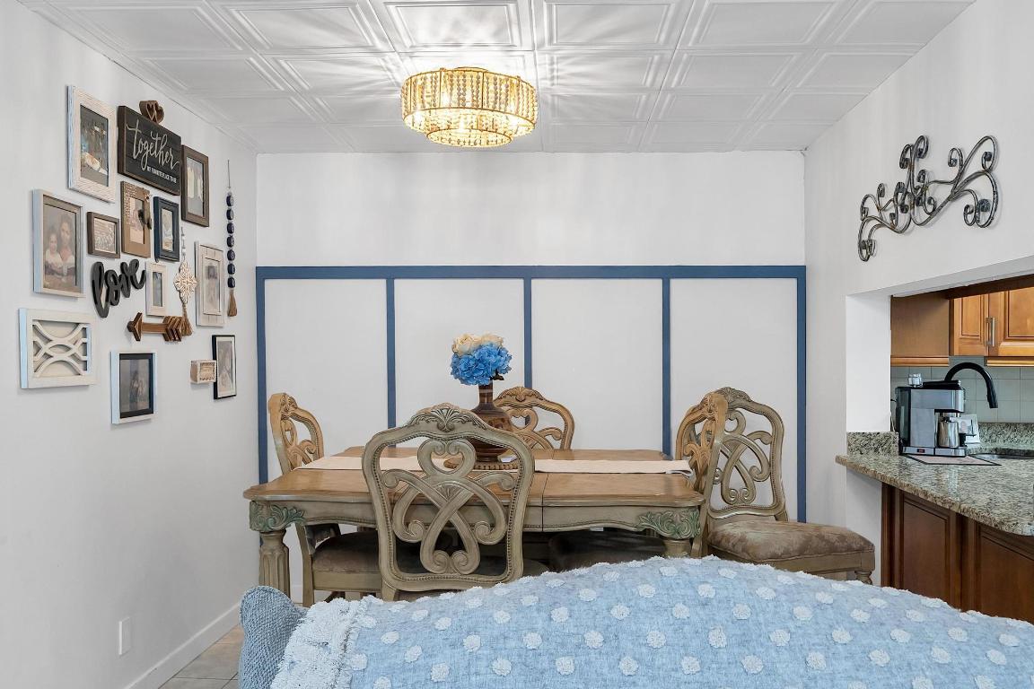 PINE RIDGE NORTH VILLAGE III CONDO - Residential