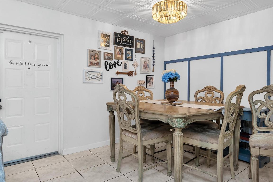 PINE RIDGE NORTH VILLAGE III CONDO - Residential