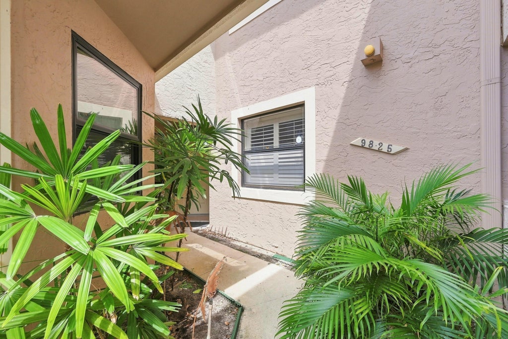 Photo of 9825 NW 1ST Court #9825, Plantation, FL 33324 (MLS # B26075547)