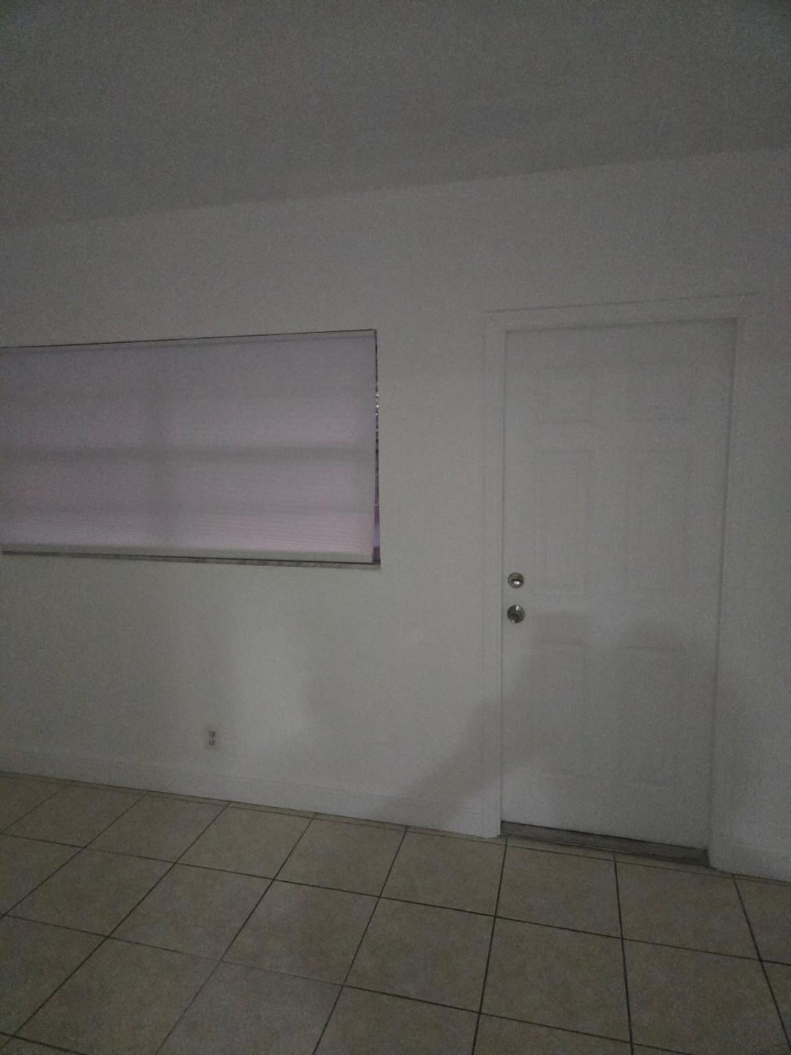 PARK SIDE MANOR B CONDO INC - Residential Lease
