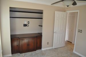 LAURELWOOD SUB UNIT 4 - Residential