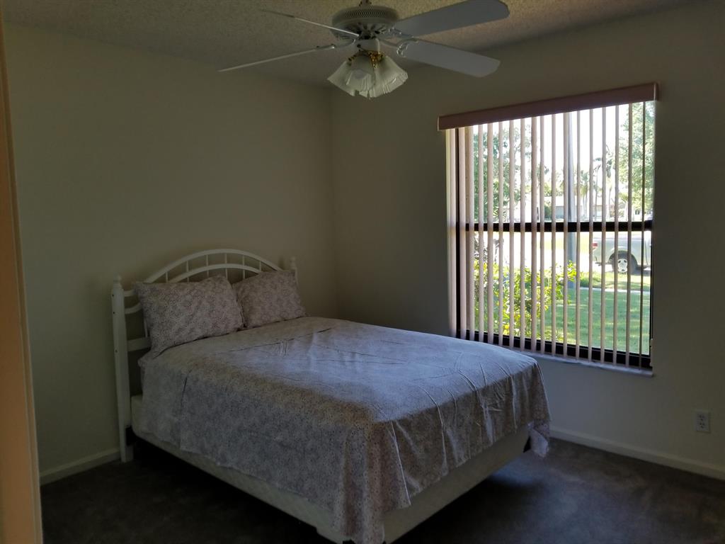 HUNTINGTON WOODS - Residential