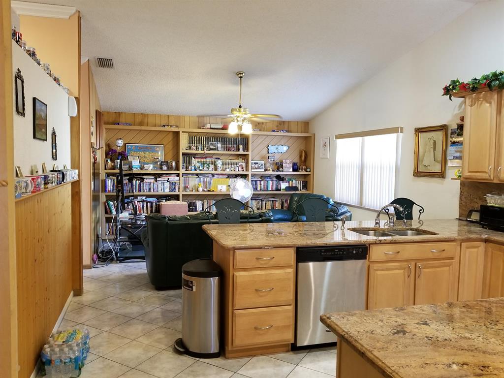 HUNTINGTON WOODS - Residential