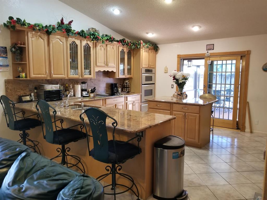 HUNTINGTON WOODS - Residential