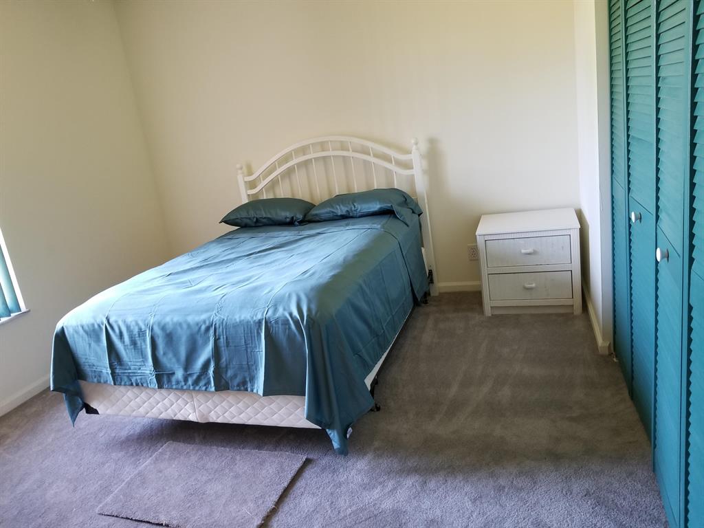 HUNTINGTON WOODS - Residential