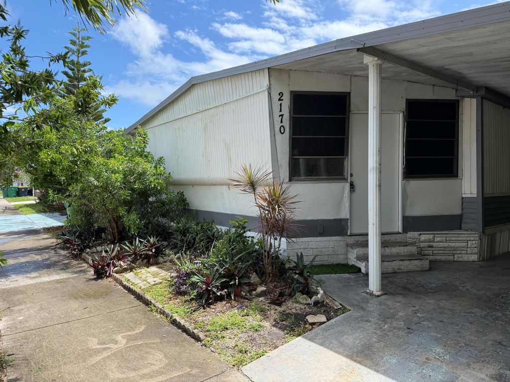 Photo of 2170 SW 51st Place, Fort Lauderdale, FL 33312 (MLS # B26013891)