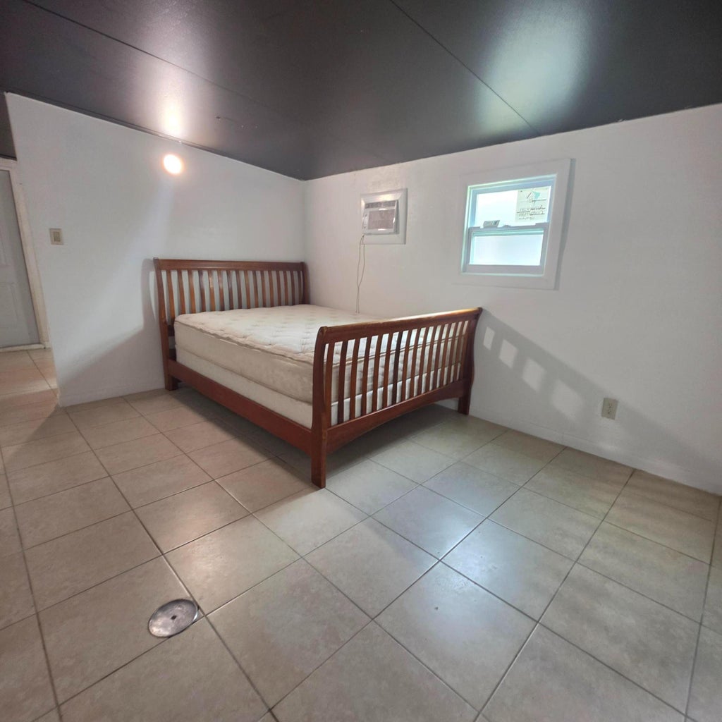 Photo of 7400 Raleigh Street, Hollywood, FL 33024 (MLS # B26077978)