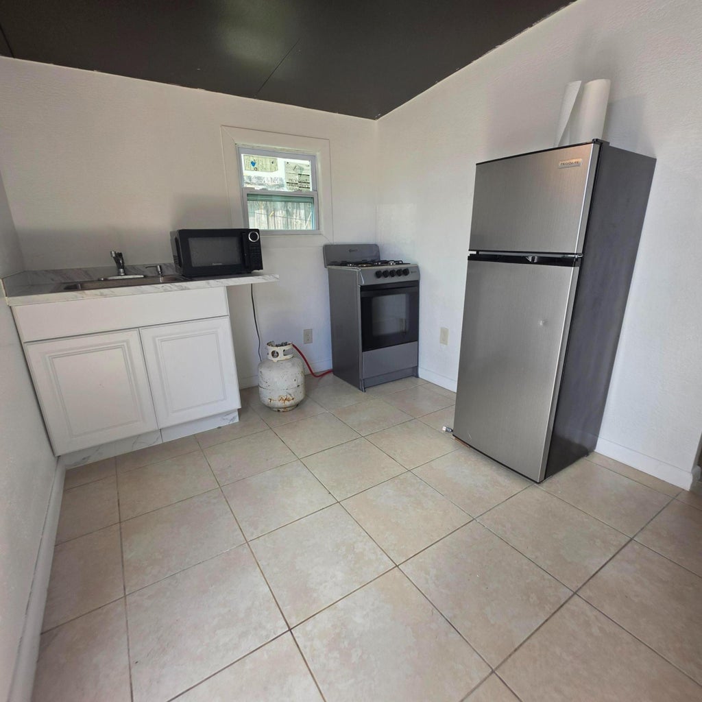 Photo of 7400 Raleigh Street, Hollywood, FL 33024 (MLS # B26077978)