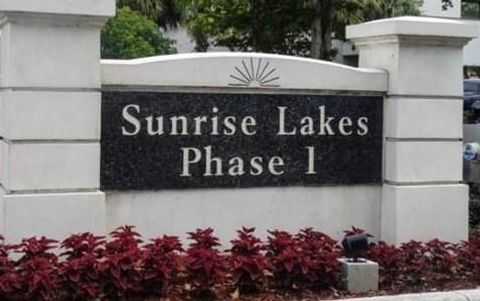 Condominium in Fort Lauderdale FL 3091 Sunrise Lks Dr Dr.jpg