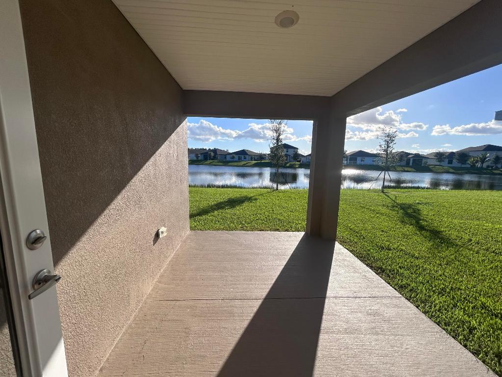 WATERSTONE PHASE THREE - Residential