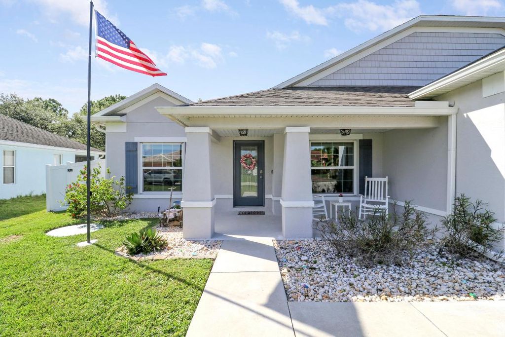 Photo of 5515 NW Whitecap Road, Port Saint Lucie, FL 34986 (MLS # R11108848)