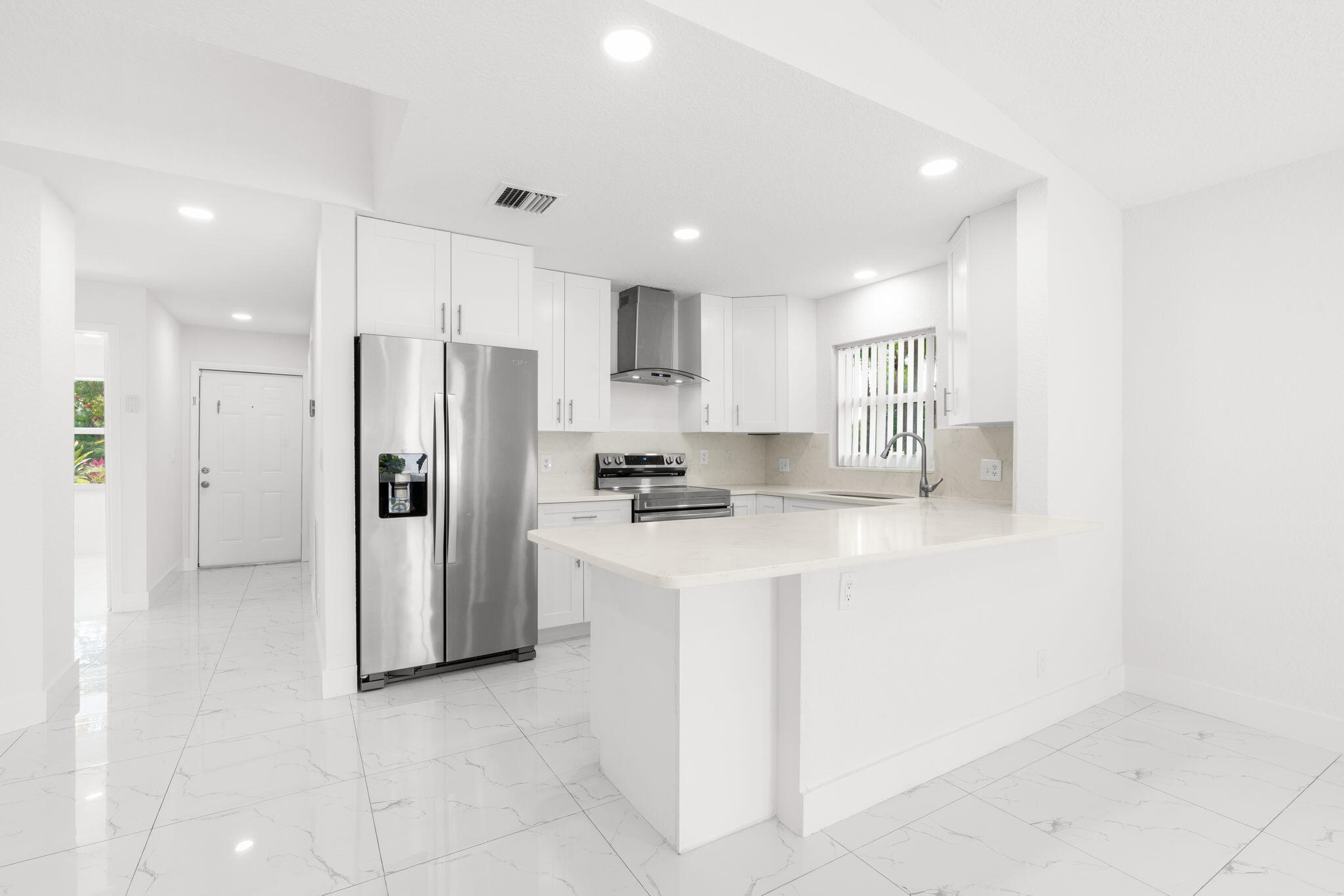 WOODLAND LAKES - Residential