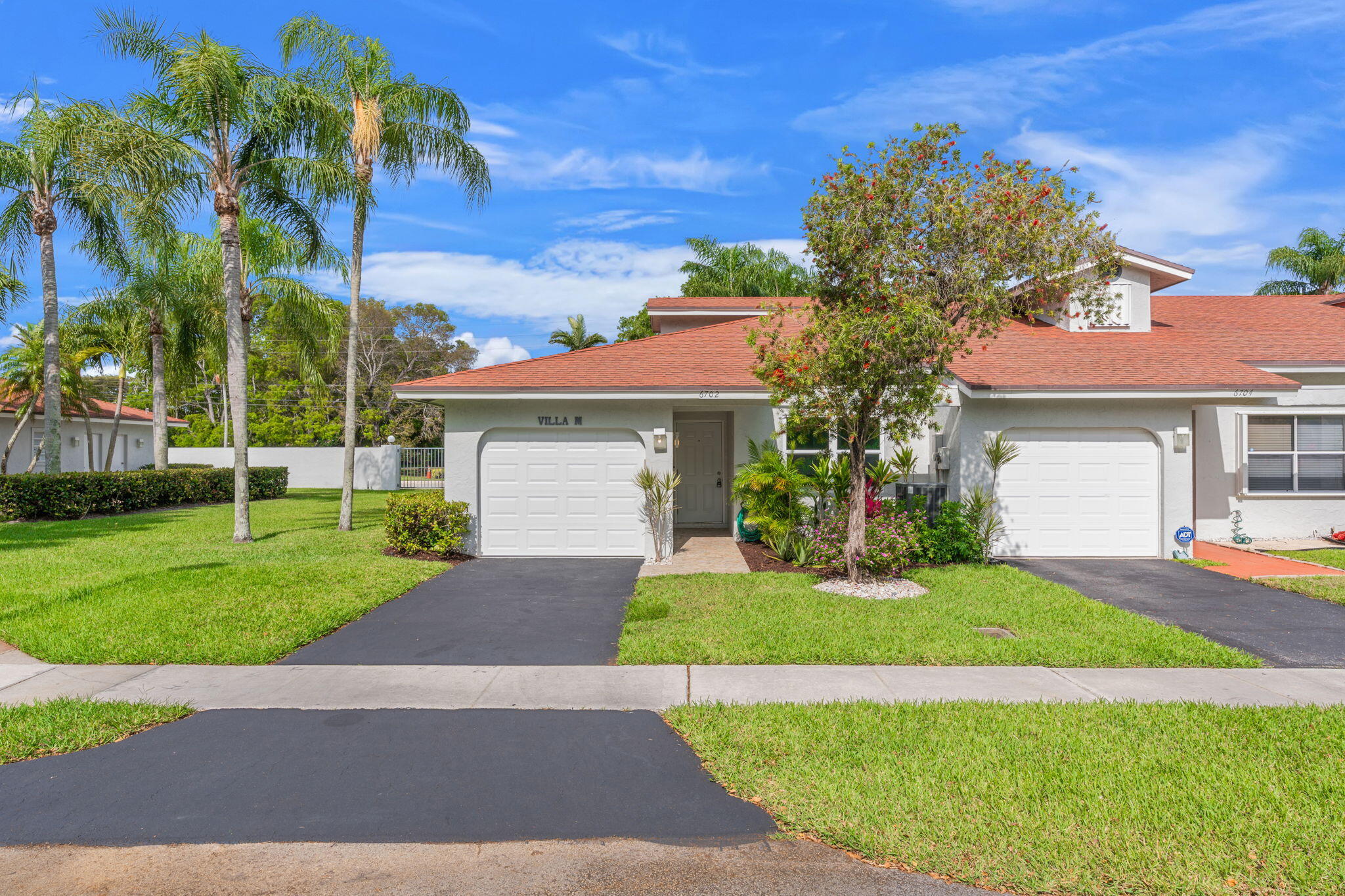 WOODLAND LAKES - Residential