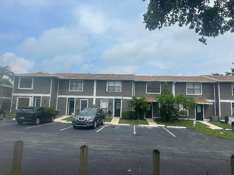 5508 Cannon Way C West Palm Beach FL 33415