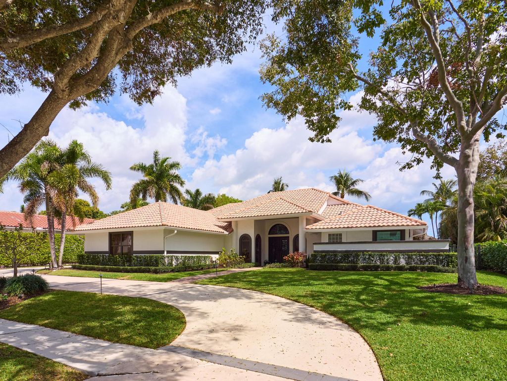 Photo of 3700 Embassy Drive, West Palm Beach, FL 33401 (MLS # R11157361)