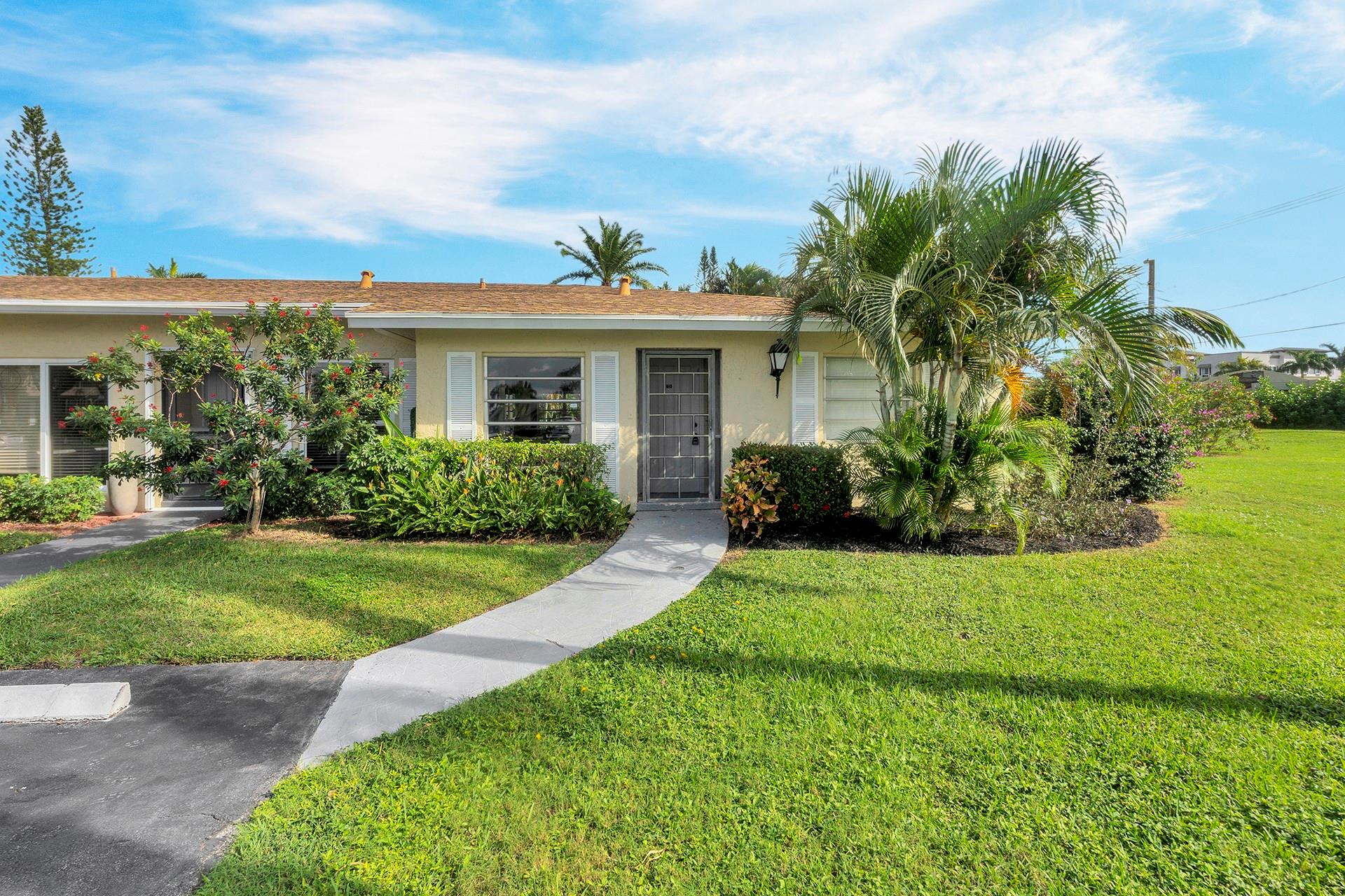 13915 Via Aurora Apt D, Delray Beach, FL, 33484/$209,000 1 13915 Via Aurora Apt D