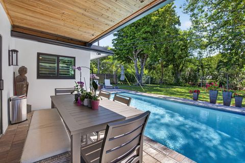 Tiny photo for 658 NW 7th Avenue, Boca Raton, FL 33486 (MLS # B26027967)