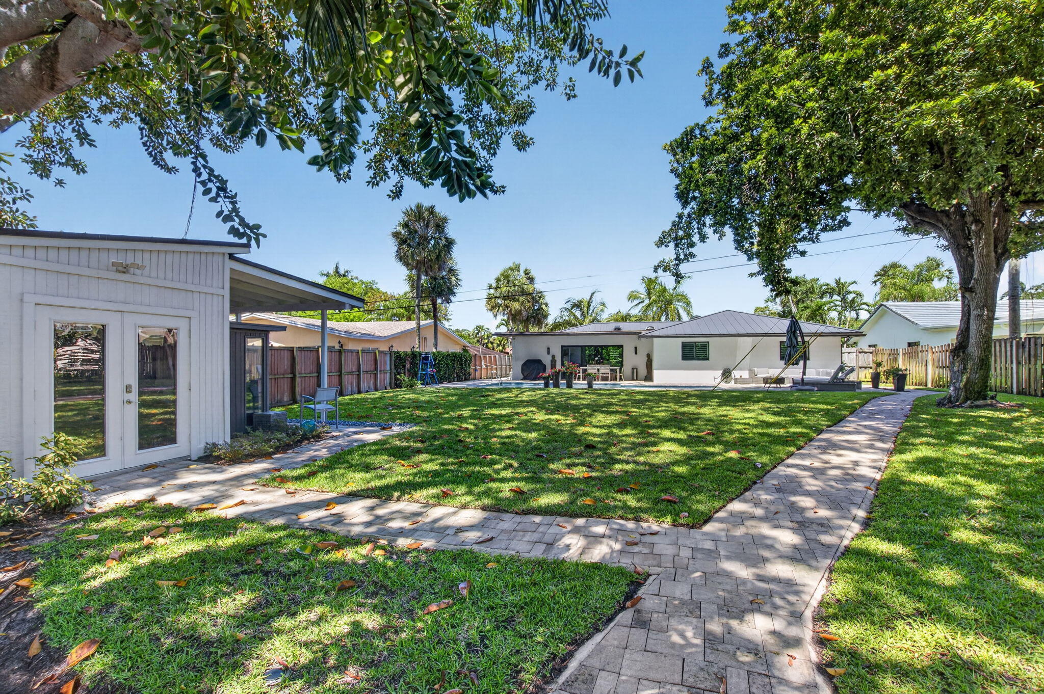 TUNISON PALMS SEC 1 - Residential