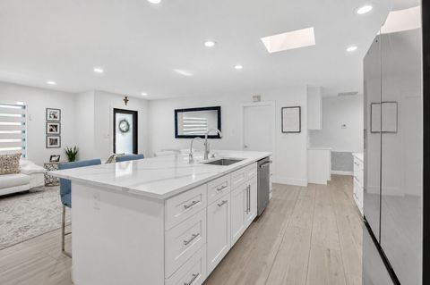 Tiny photo for 658 NW 7th Avenue, Boca Raton, FL 33486 (MLS # B26027967)