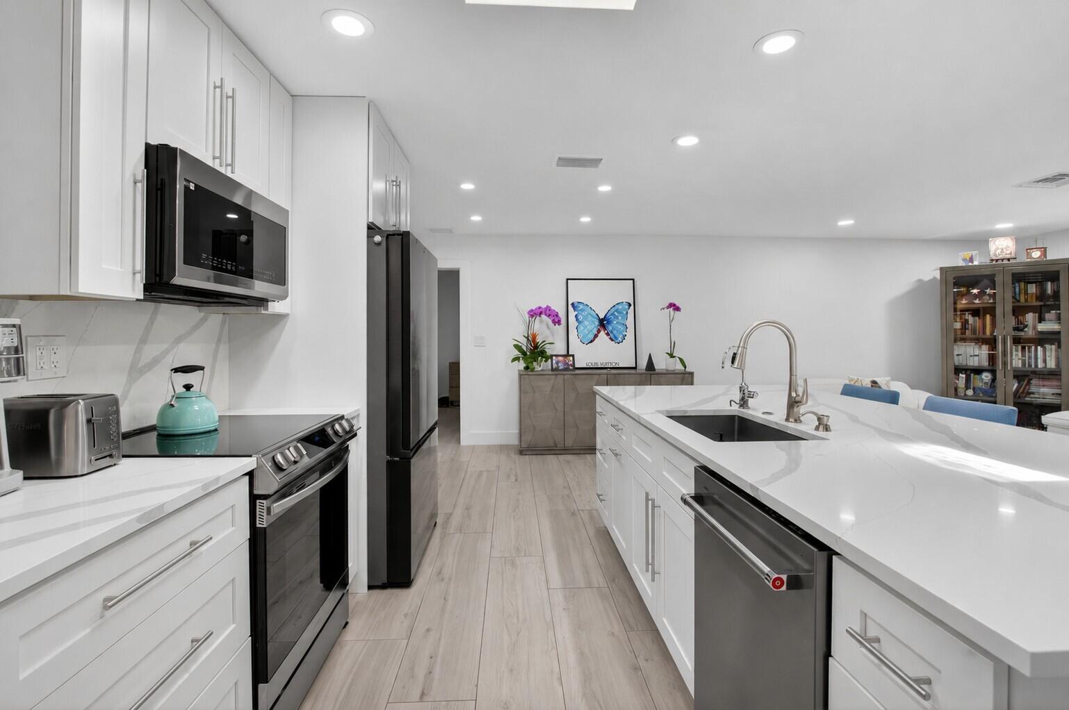 TUNISON PALMS SEC 1 - Residential