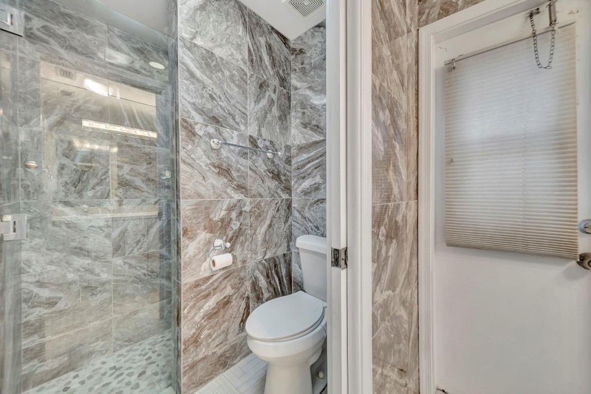 ARBORS@CORAL CREEK - Residential