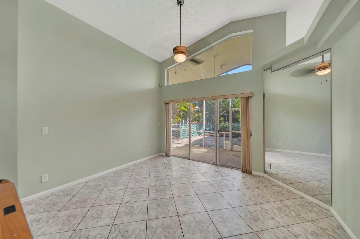 ARBORS@CORAL CREEK - Residential