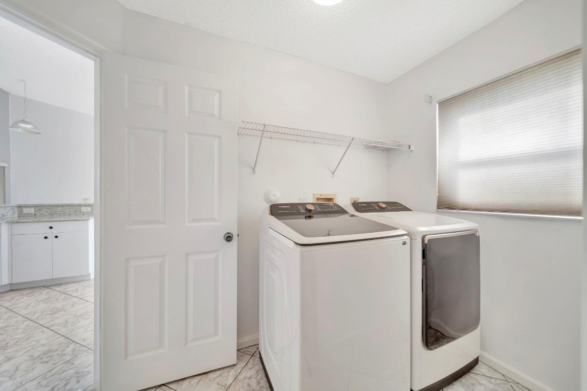 ARBORS@CORAL CREEK - Residential