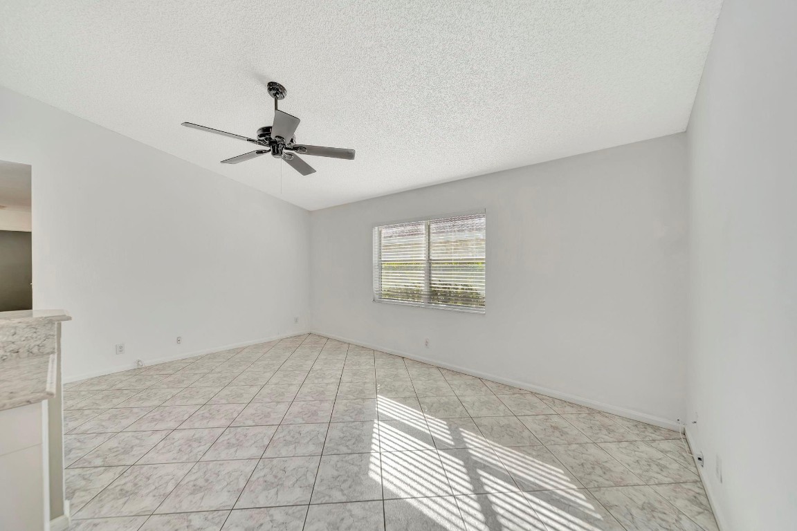 ARBORS@CORAL CREEK - Residential