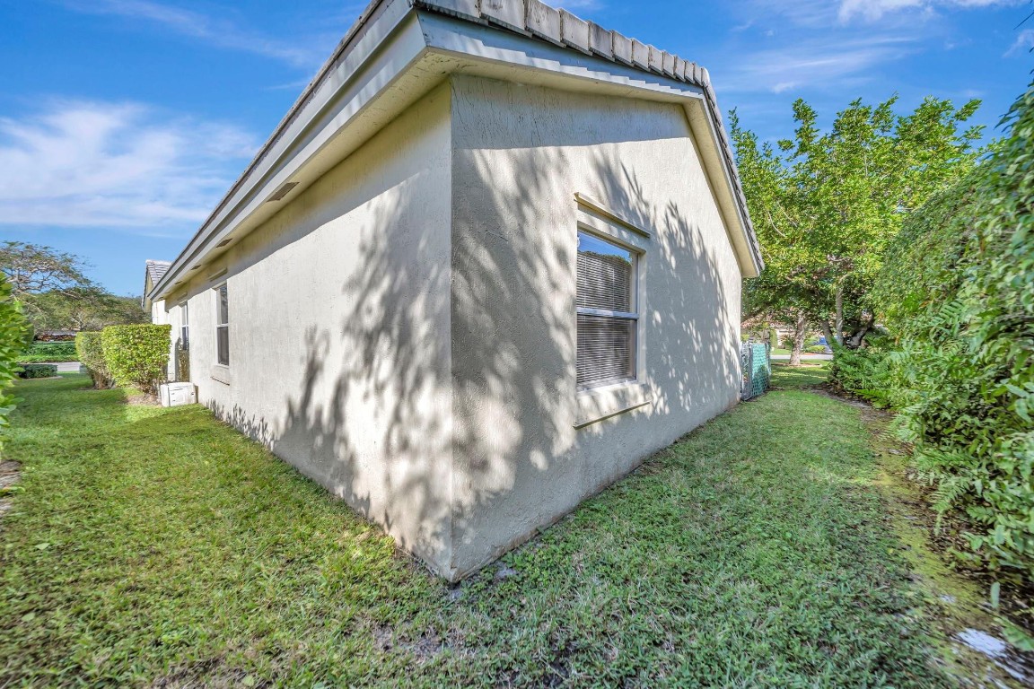 ARBORS@CORAL CREEK - Residential