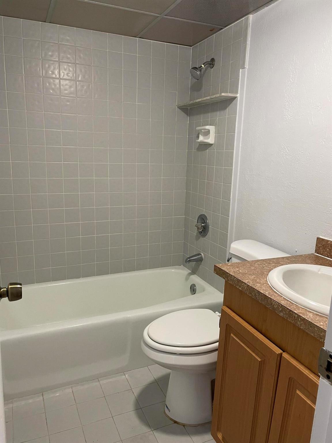 SPANISH OAKS CONDO - Residential