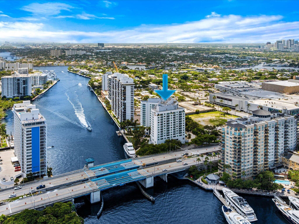 Photo of 2670 E SUNRISE Boulevard #1418, Fort Lauderdale, FL 33304 (MLS # B26064014)