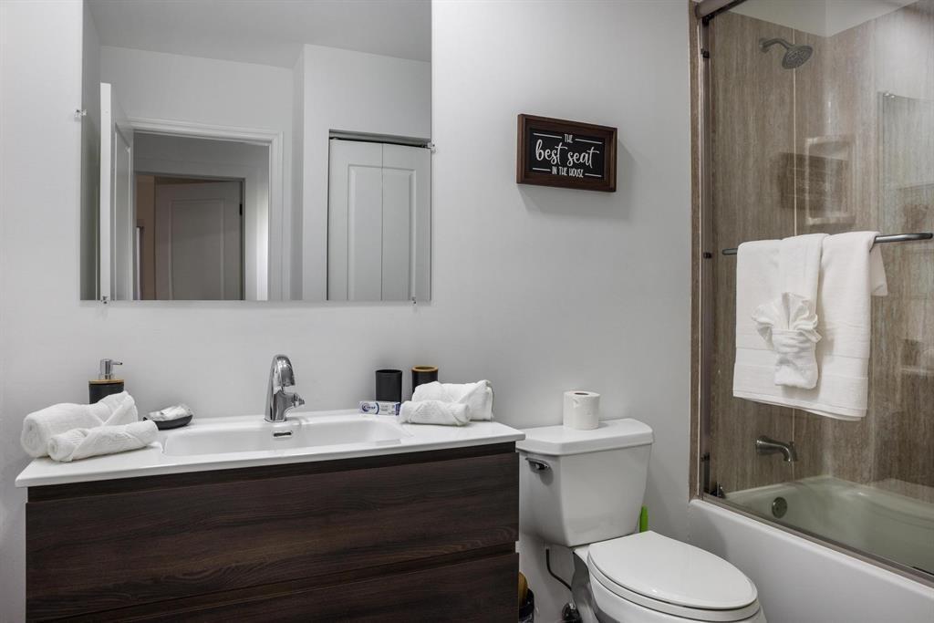 CORAL RIDGE ISLES - Residential Lease