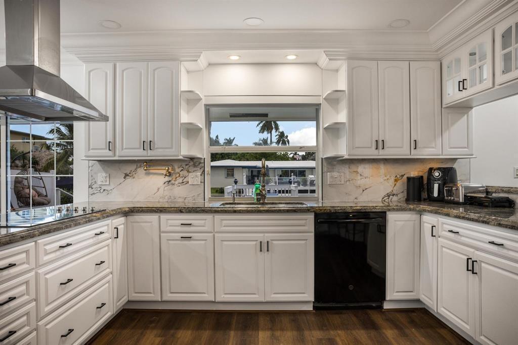 CORAL RIDGE ISLES - Residential Lease