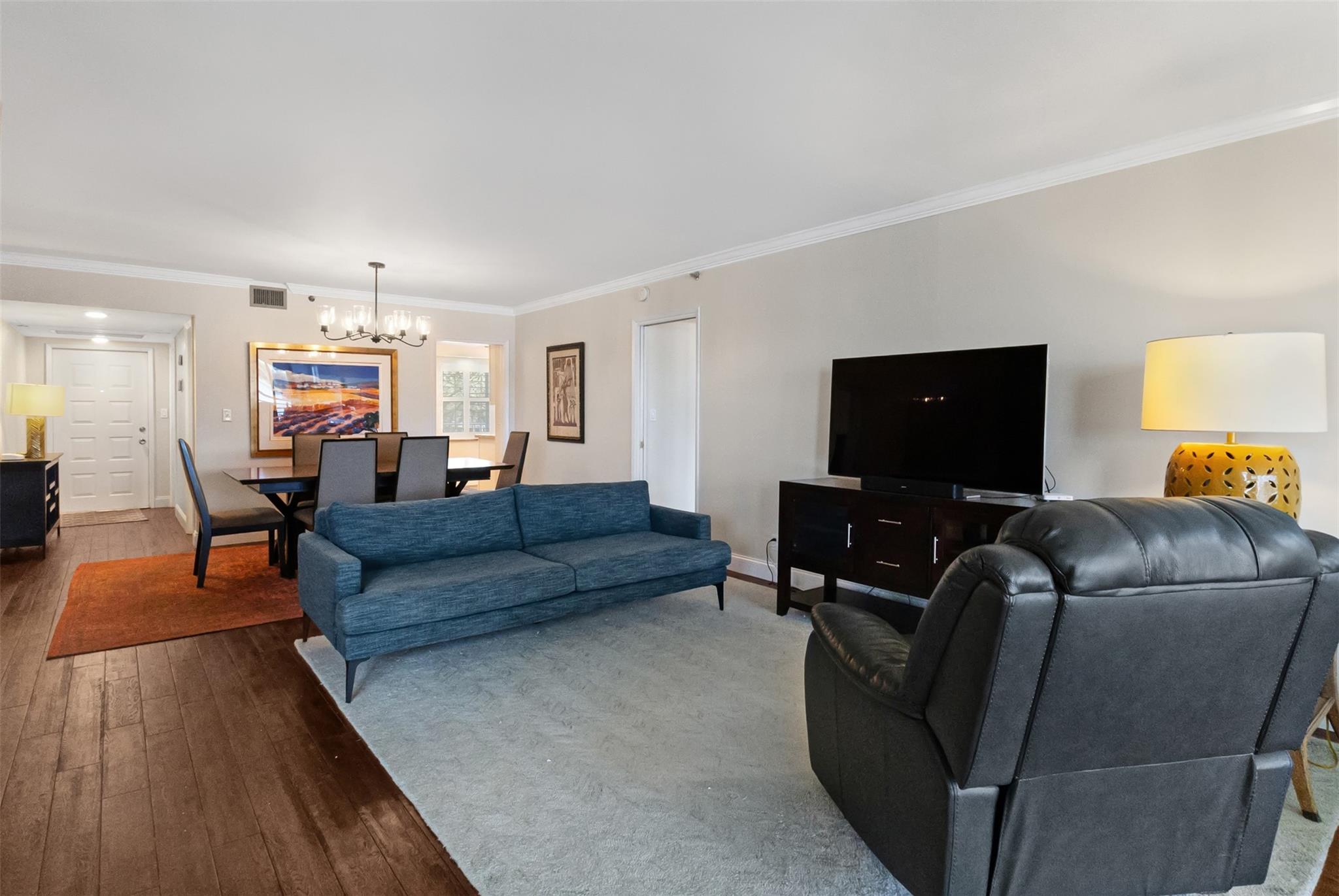 3095 N Course Dr 203