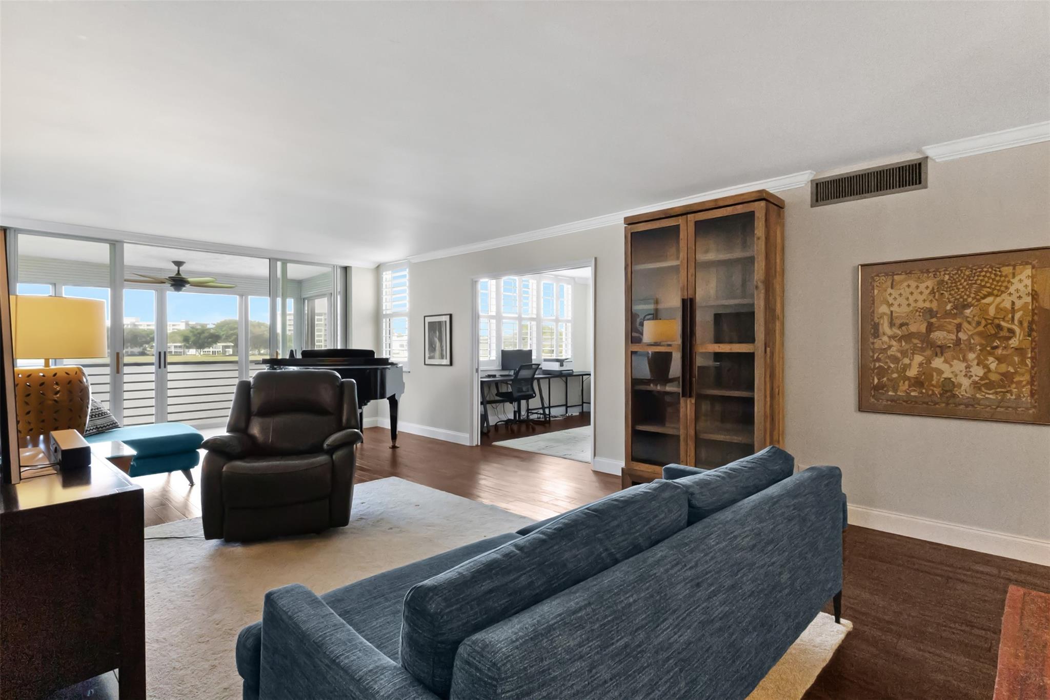 3095 N Course Dr 203