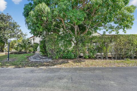Tiny photo for 6730 Starkeys Place, Lake Worth, FL 33467 (MLS # R11161041)