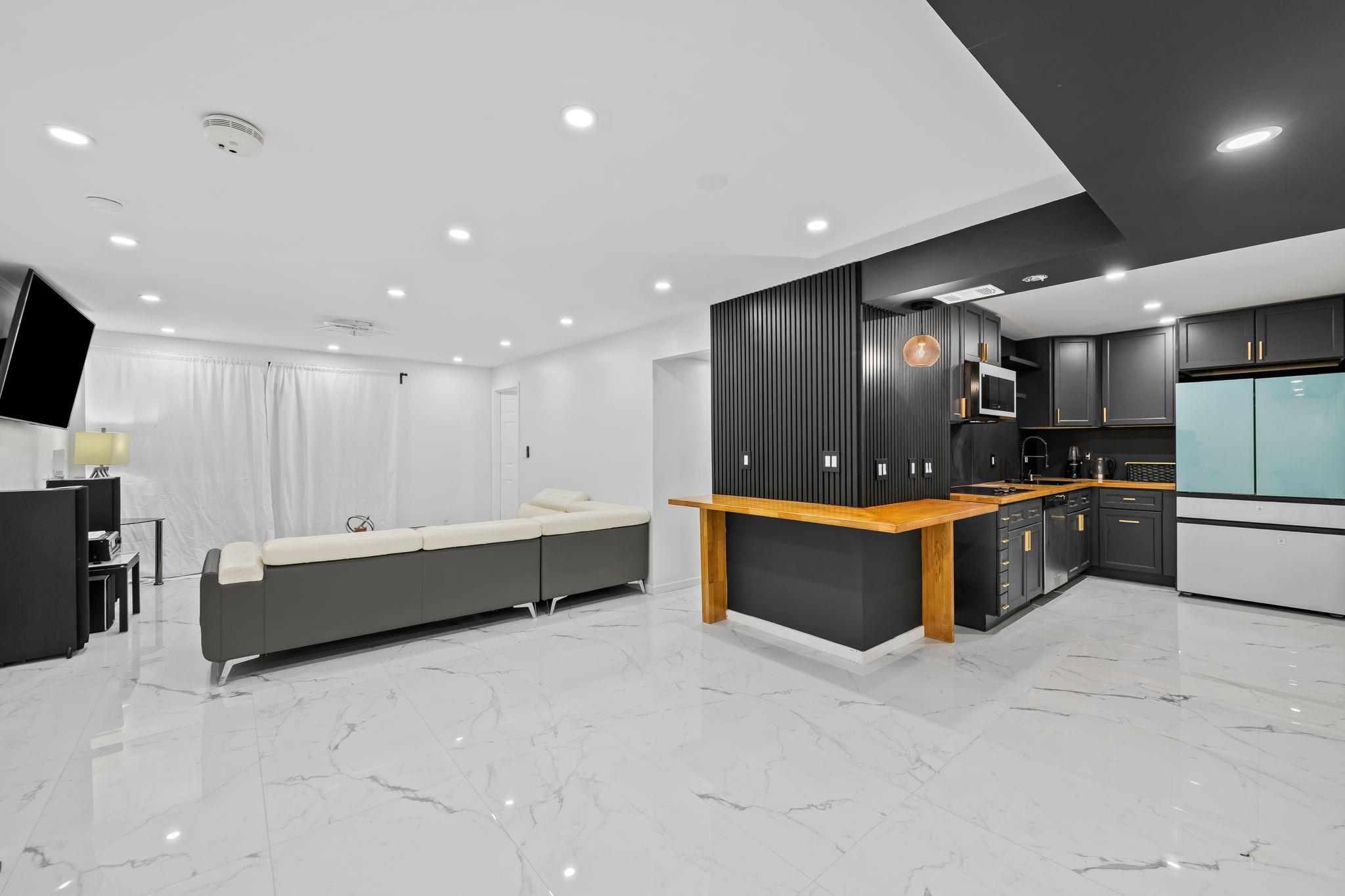 1428 SE 4th Ave H265