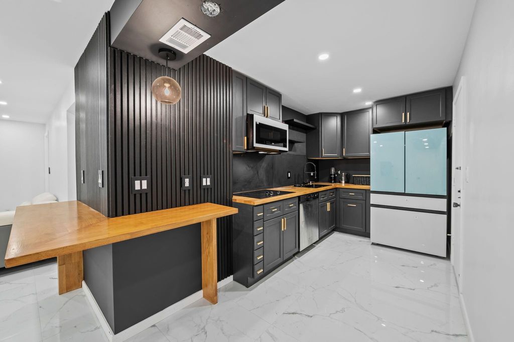 Photo of 1428 SE 4th Avenue #H265, Deerfield Beach, FL 33441 (MLS # F10527883)