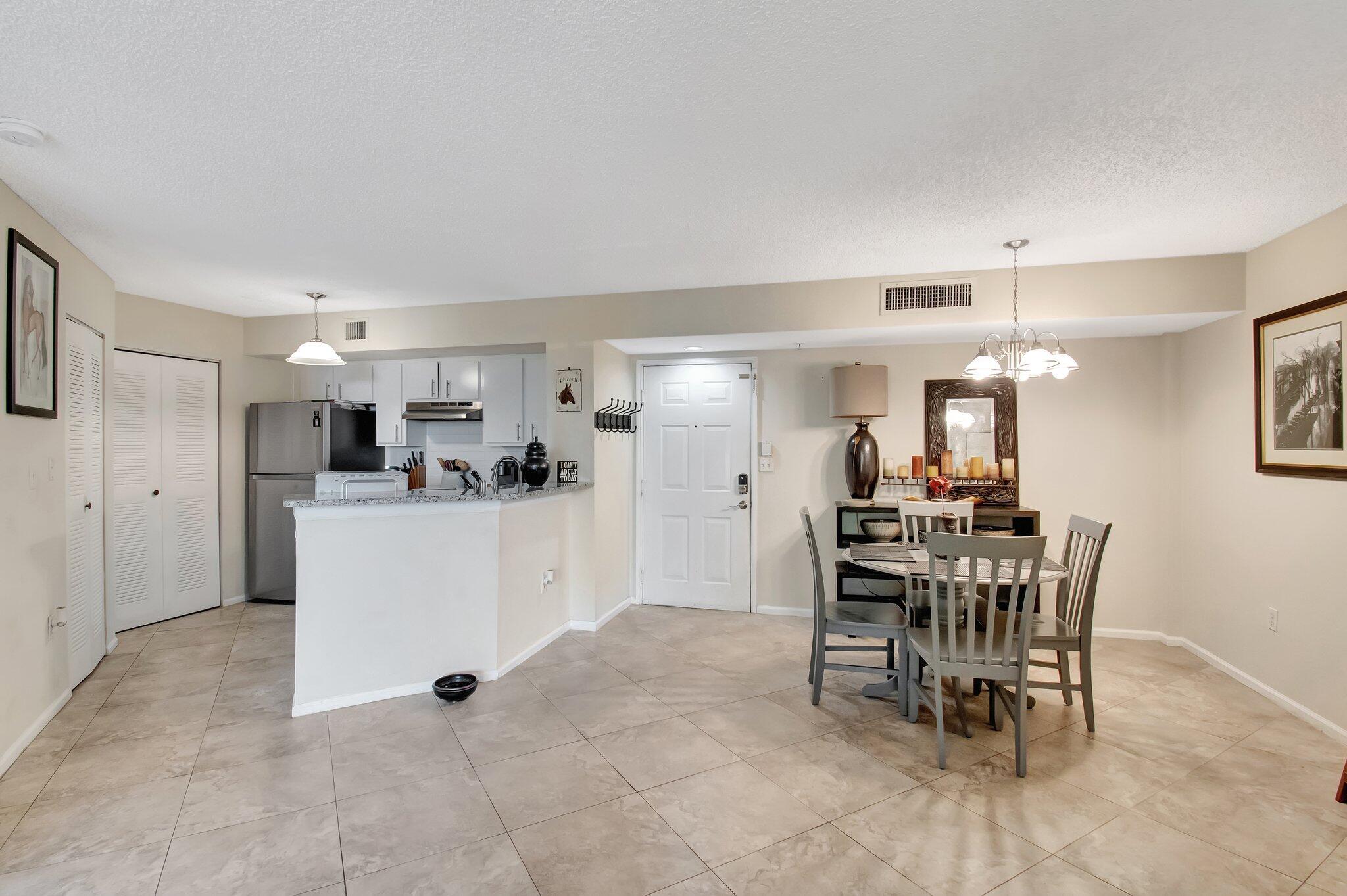 1000 Scotia Drive 204