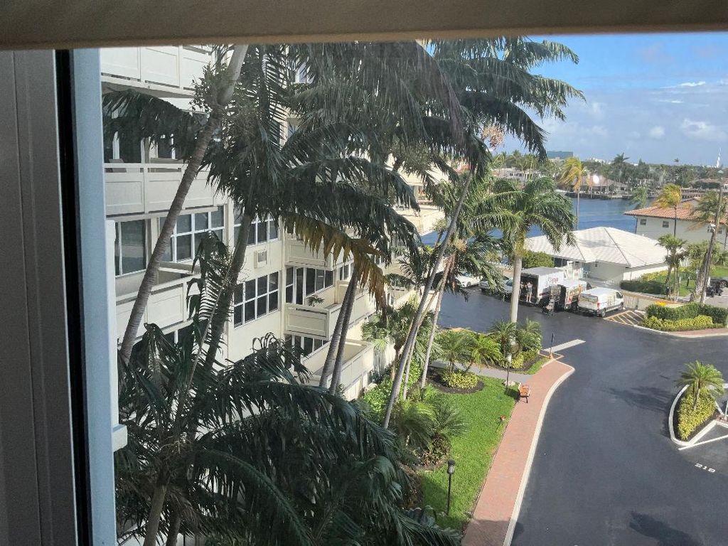 Photo of 3200 NE 36 Street NE #512a, Fort Lauderdale, FL 33308 (MLS # B26014220)