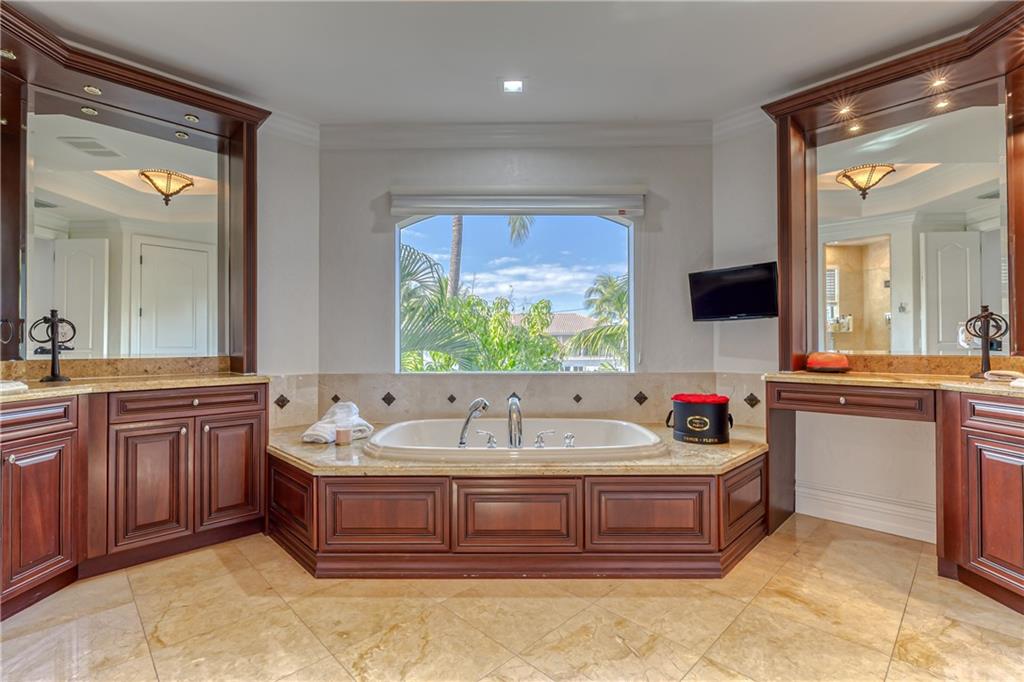 Coral Ridge Country Club - Residential