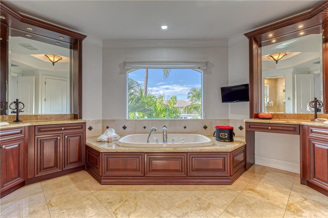 Coral Ridge Country Club - Residential