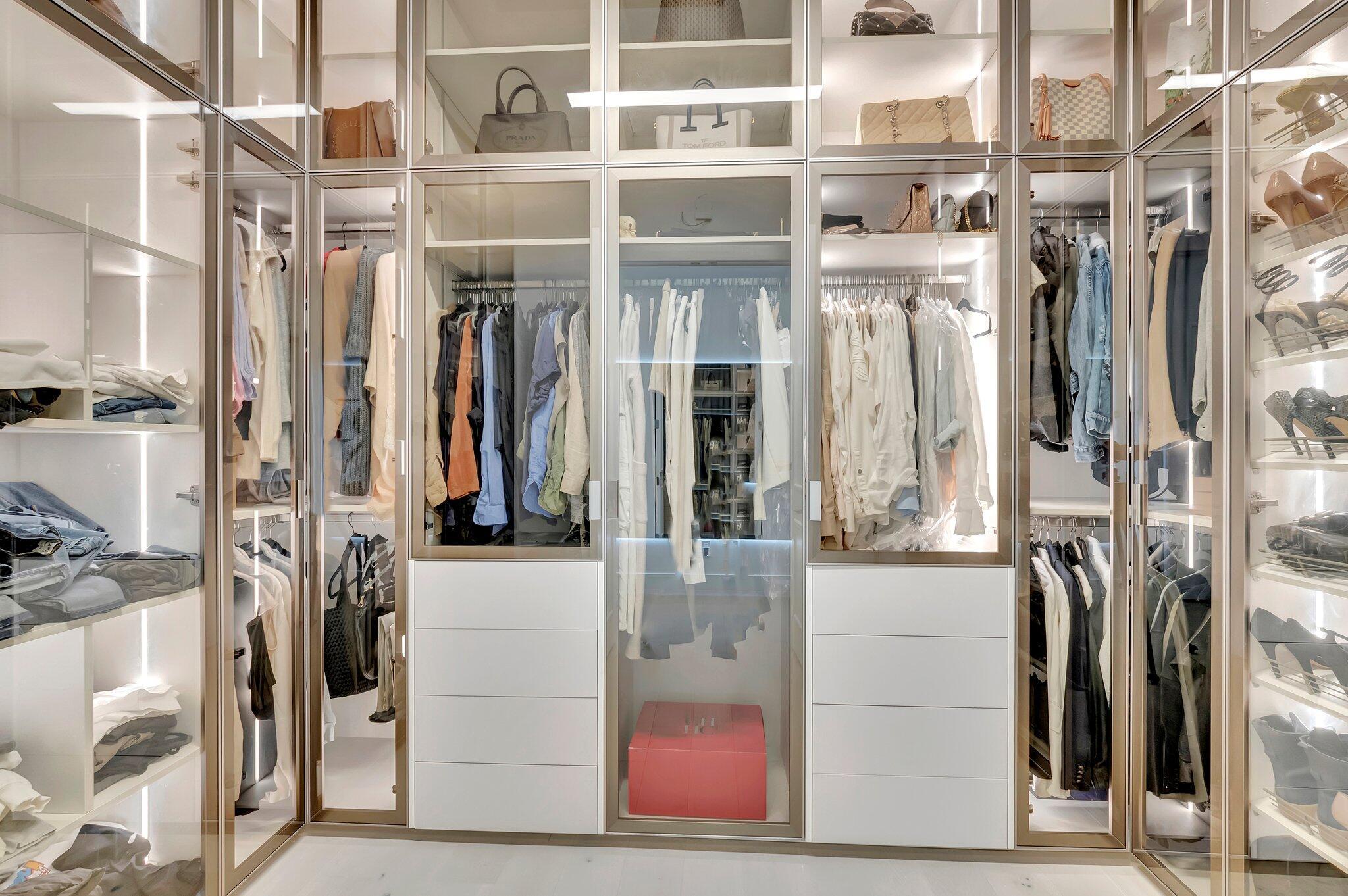 BOCA BRIDGES - Residential